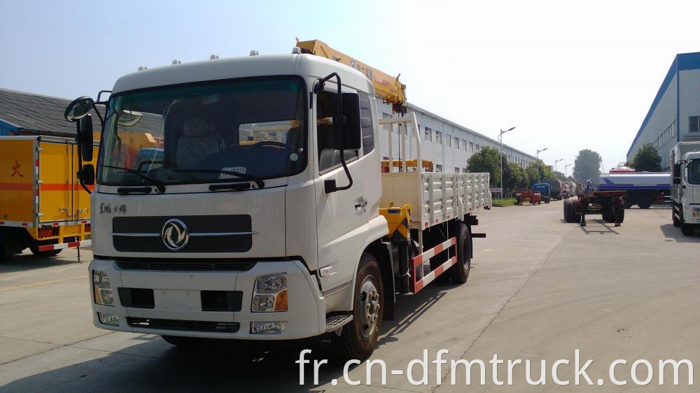 Dfl1120 Truck With Crane 1 Jpg